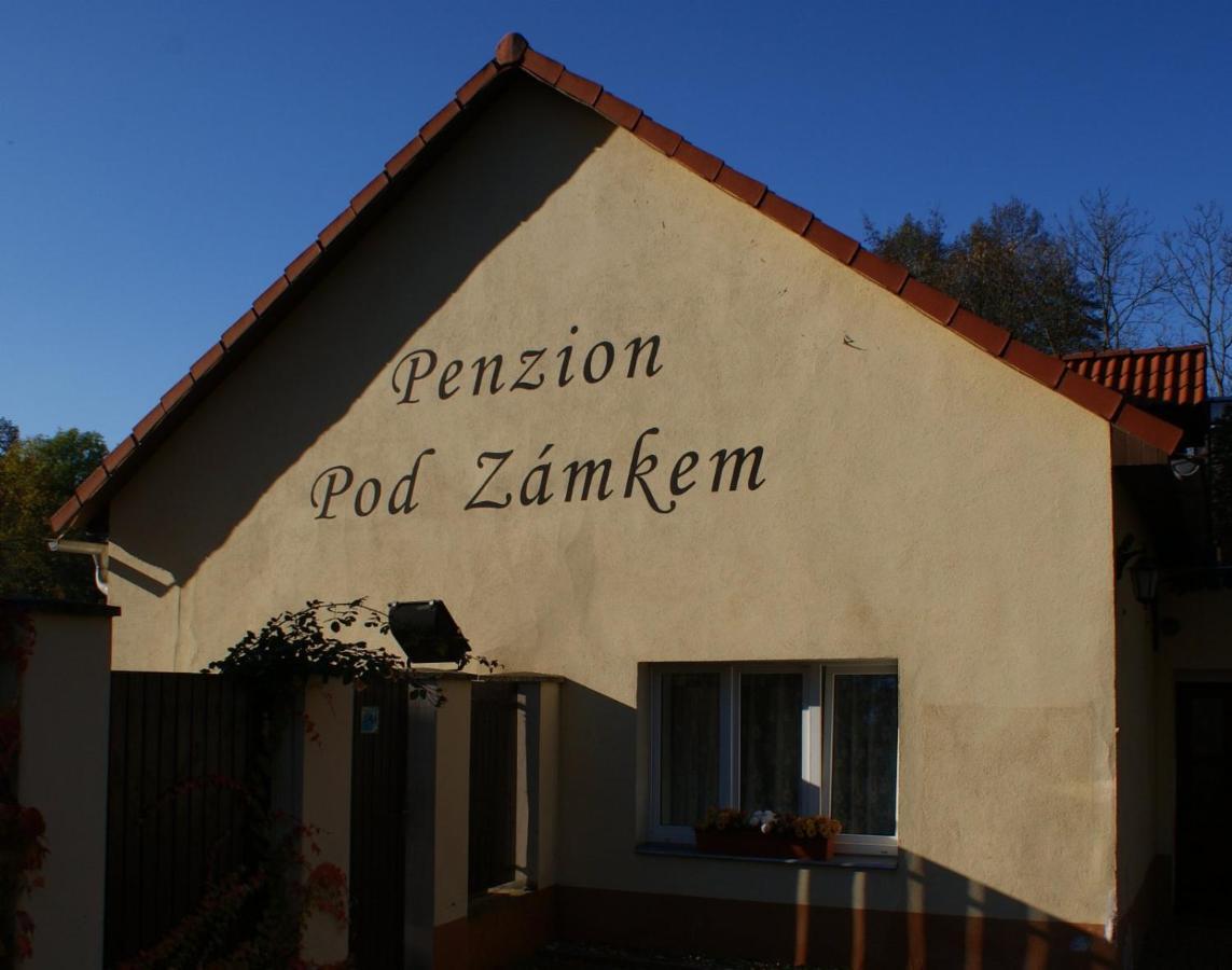 Penzion Pod Zamkem ปรูโฮนิตเซ ภายนอก รูปภาพ